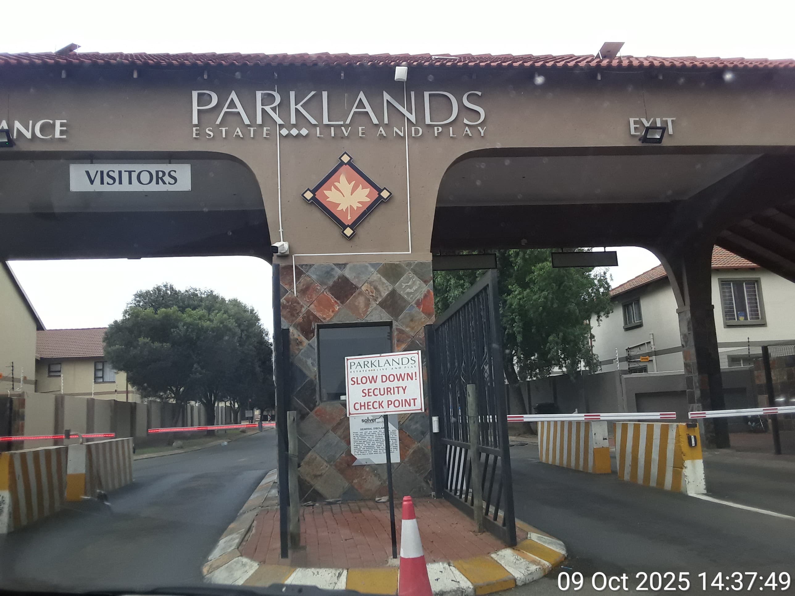 Repossessed Unit for Sale – Robin's Place, Parklands Estate — photo 1 of 12